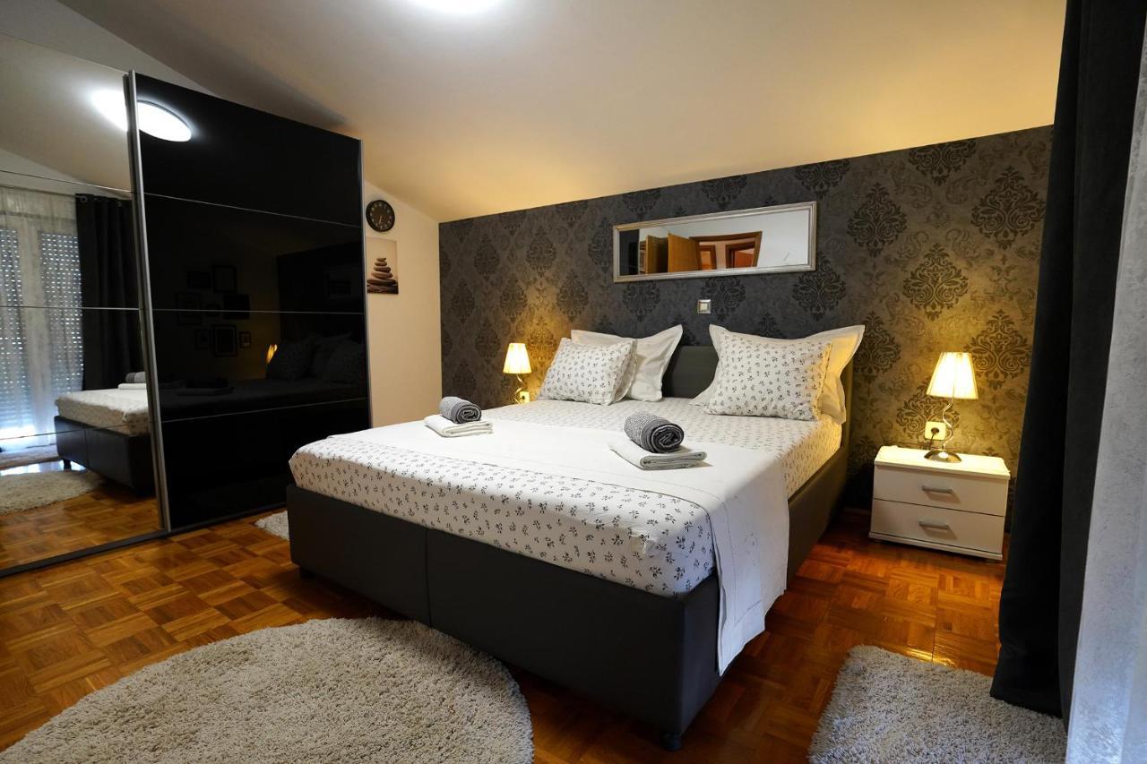 Villa Tago With Heated New Pool Kaštela Exteriér fotografie
