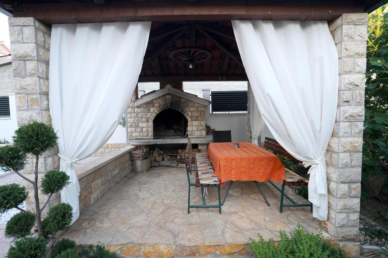 Villa Tago With Heated New Pool Kaštela Exteriér fotografie