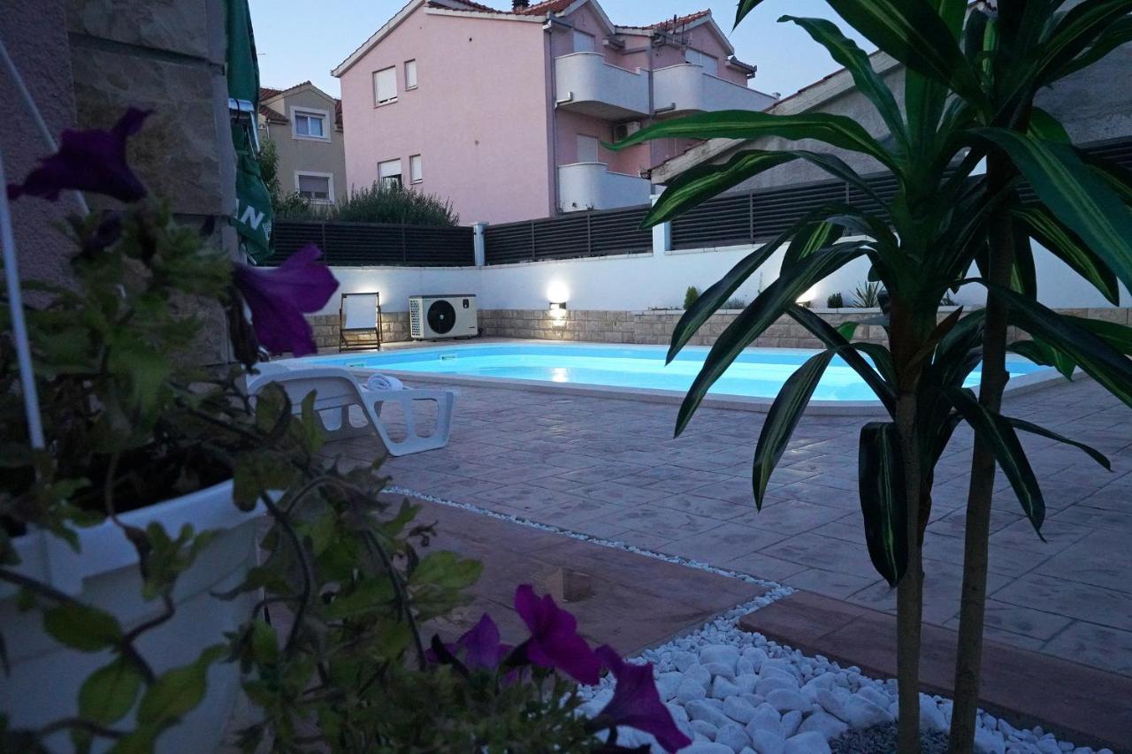 Villa Tago With Heated New Pool Kaštela Exteriér fotografie
